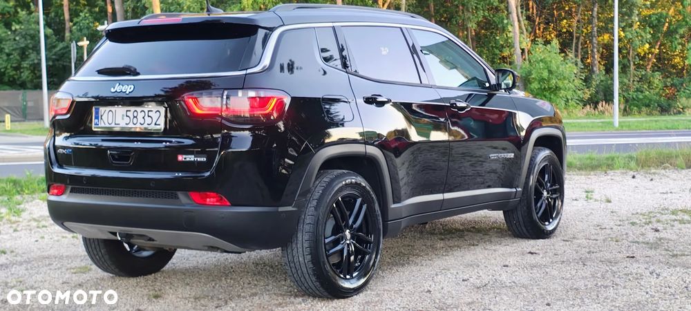 Jeep Compass - 30