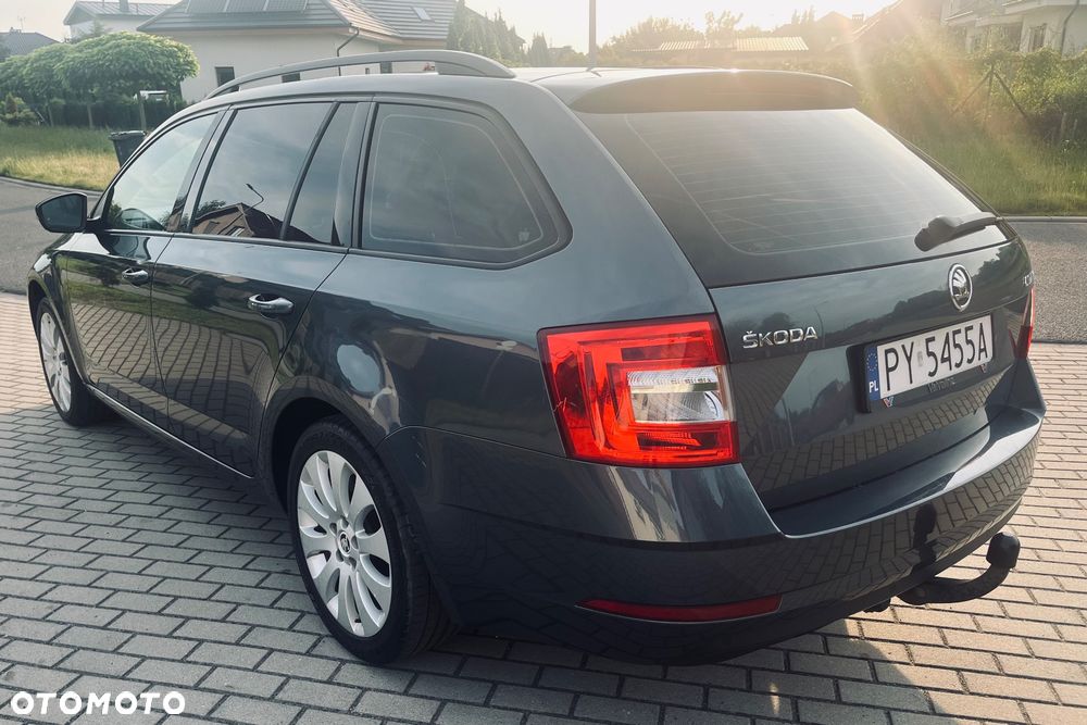 Skoda Octavia 2.0 TDI Ambition DSG - 7