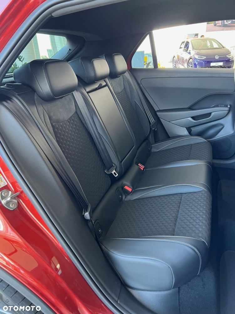 Volkswagen T-Roc - 7