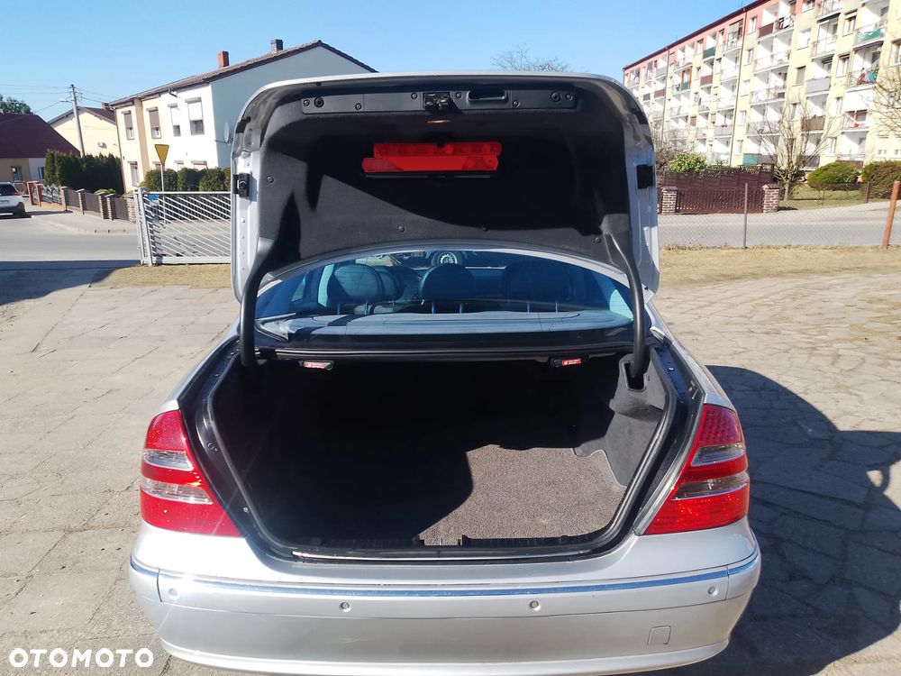 Mercedes-Benz Klasa E - 13