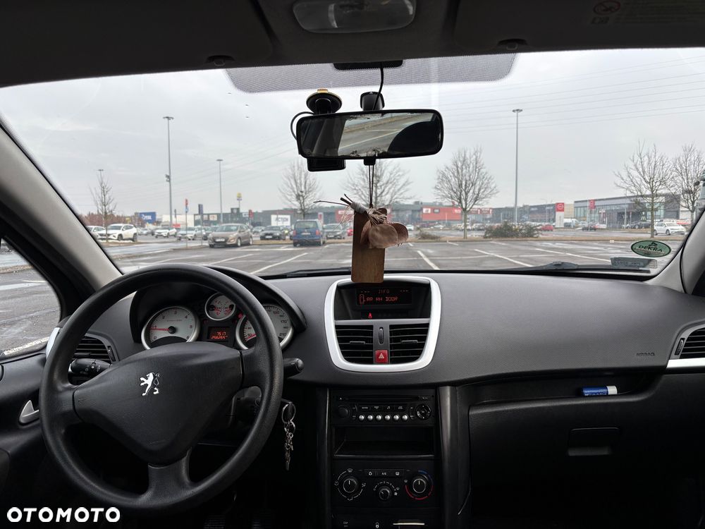 Peugeot 207 90 HDi FAP (Blue Lion) 99G - 8