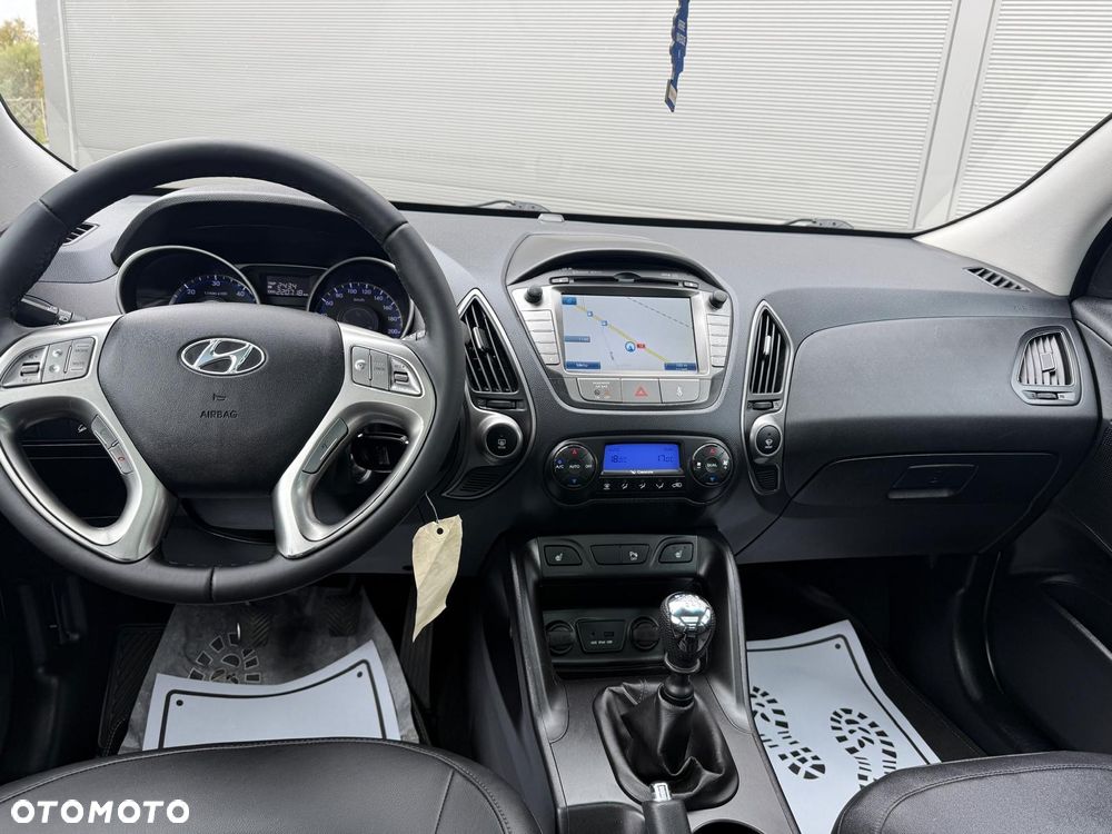 Hyundai ix35 1.7 CRDi 2WD Fifa World Cup Edition - 11