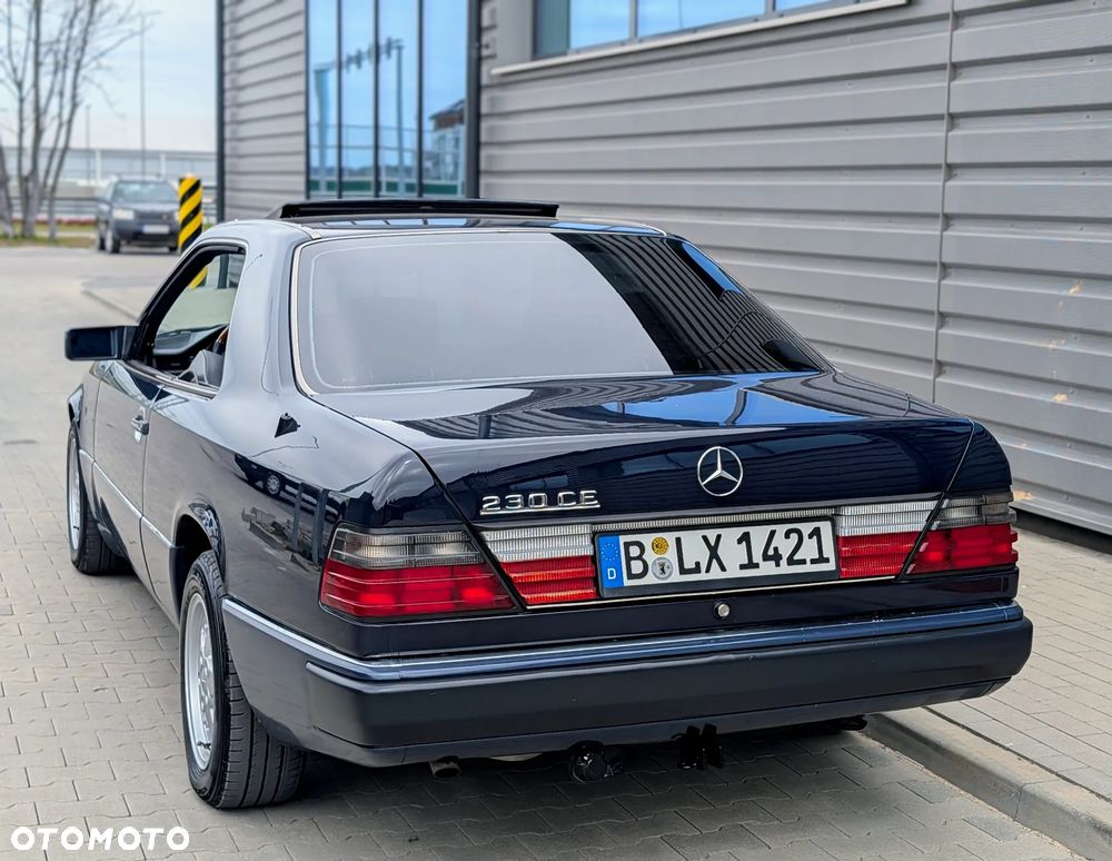 Mercedes-Benz W124 (1984-1993) - 10