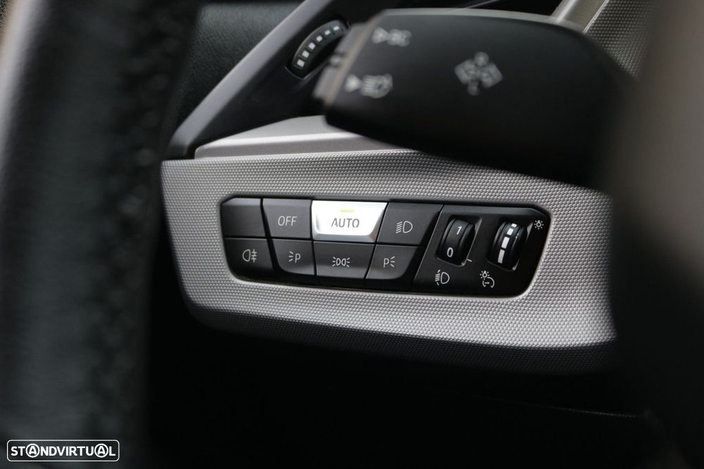 BMW 116 d Corporate Edition Auto - 32