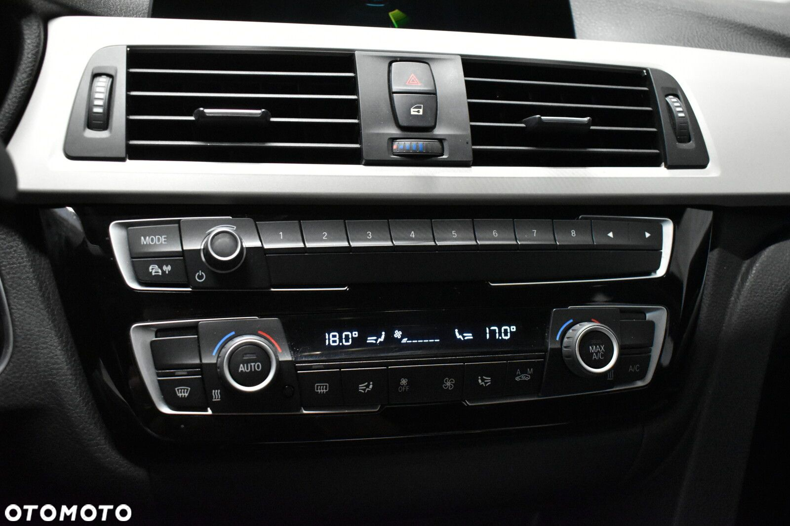 BMW Seria 3 318i Advantage - 15