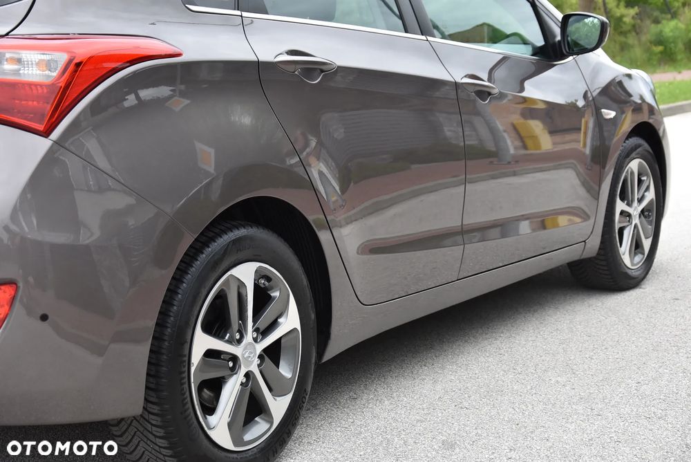 Hyundai i30 blue 1.6 GDI YES Gold - 19