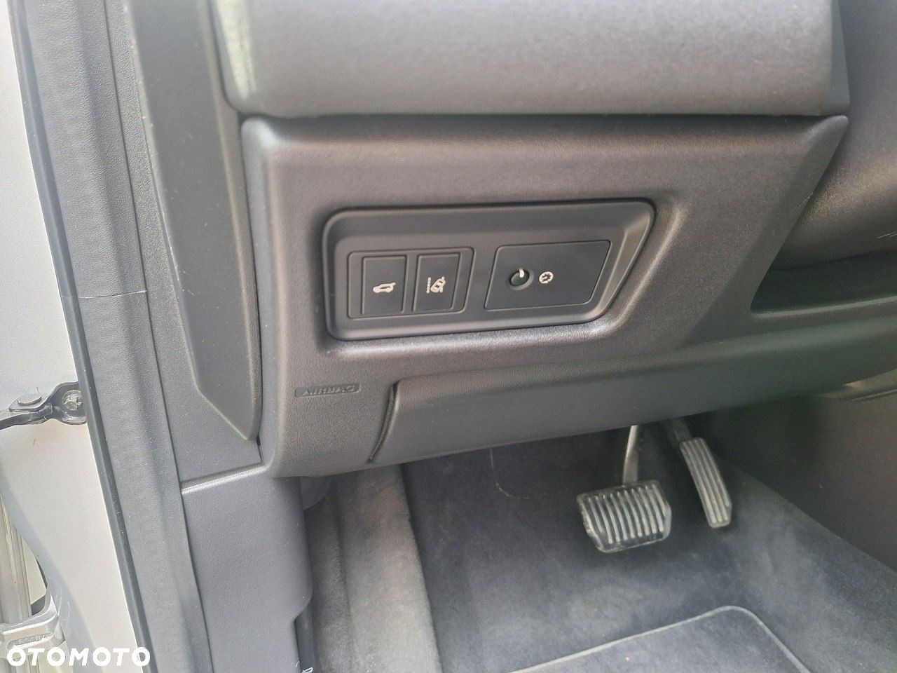 Land Rover Discovery Sport - 24