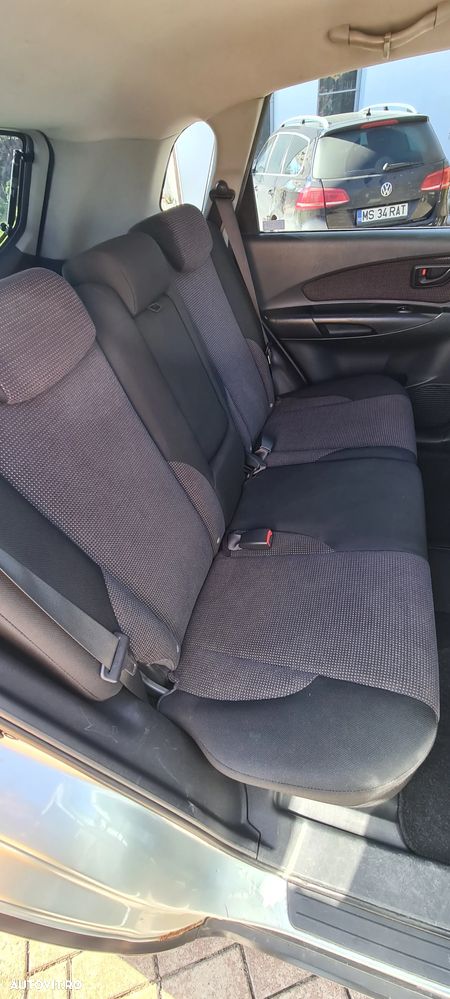 Hyundai Tucson 2.0 DOHC 2WD - 10