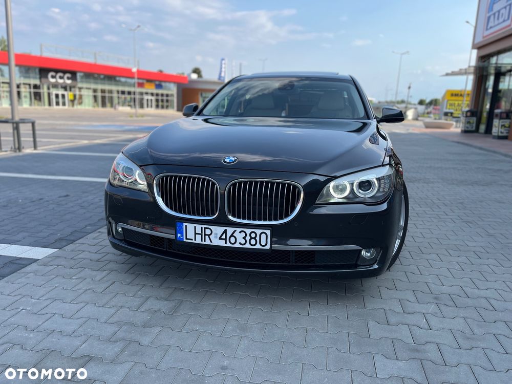 BMW Seria 7 740d - 6