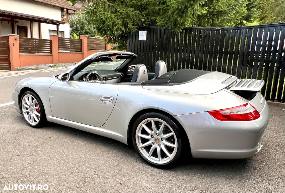 Porsche 911 Carrera - 15