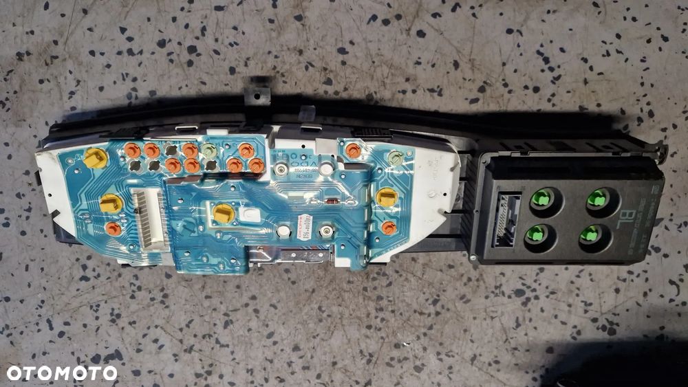 OPEL OMEGA B LIFT 2.2 LICZNIK 09228408AA - 2