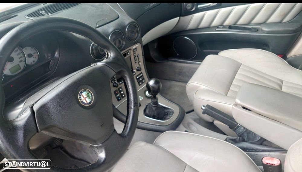 Alfa Romeo 166 2.4 JTD - 4