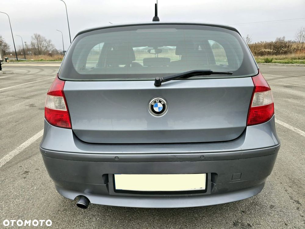 BMW Seria 1 - 25