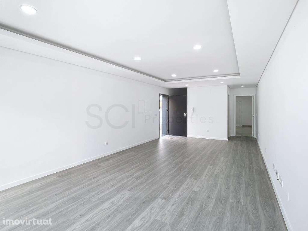 Moradia T3 duplex no centro de Fernão Ferro - Grande imagem: 5/39