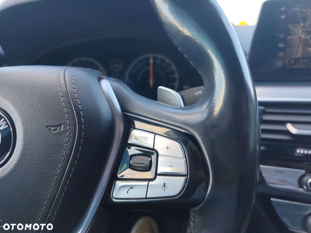 BMW Seria 5 - 26