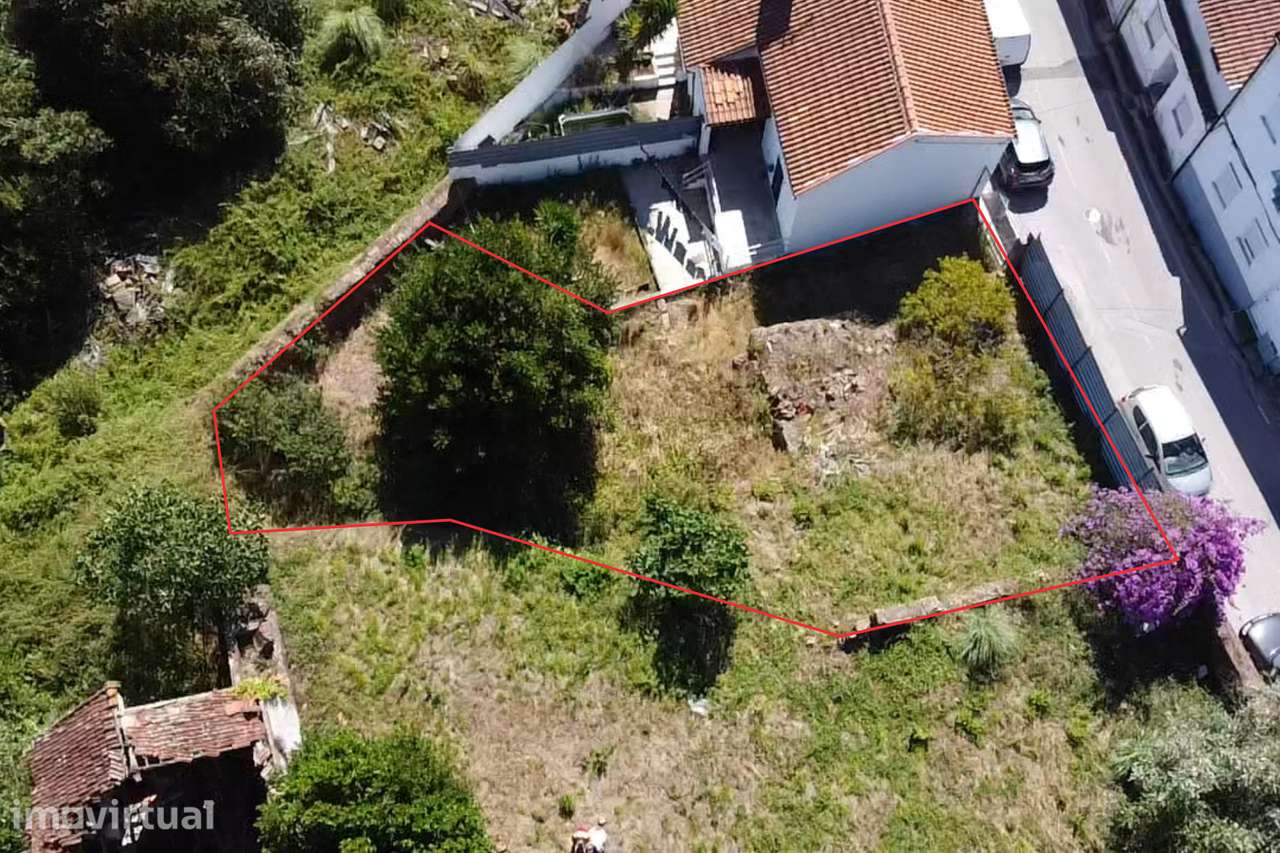 Terreno com viabilidade de construção - Grande imagem: 2/8