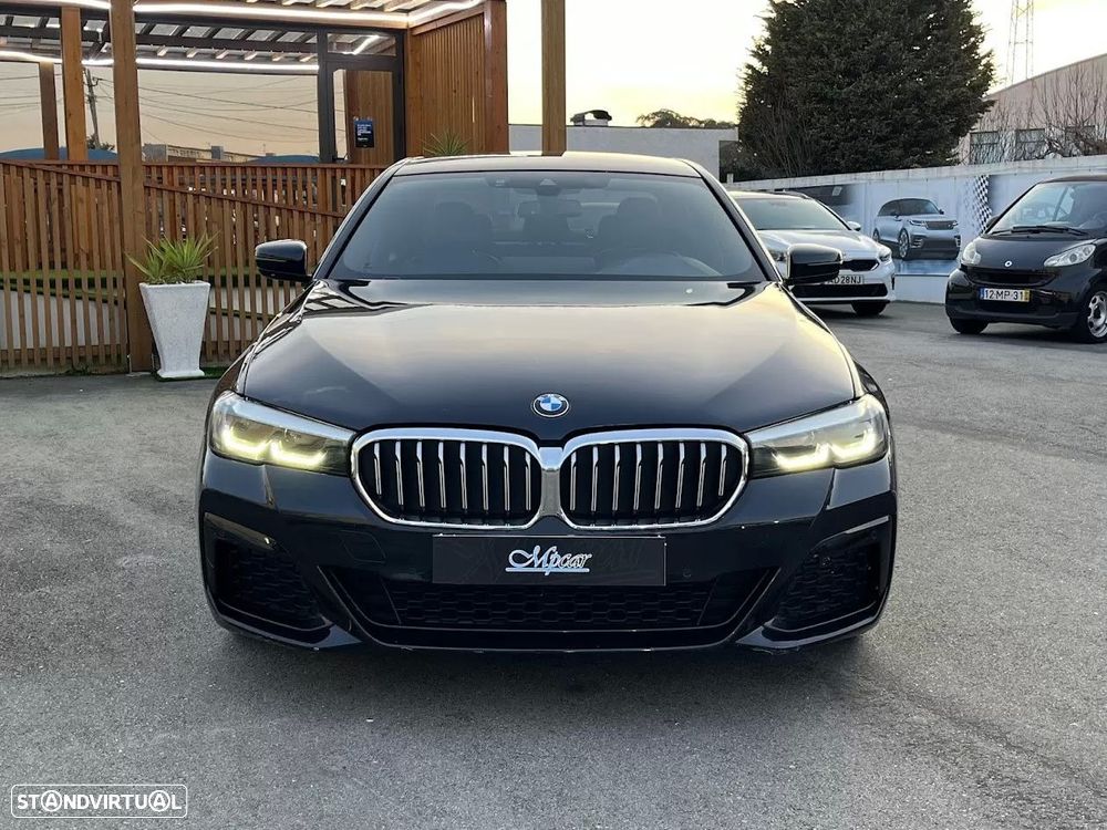 BMW 520 d Pack Desportivo M Auto - 2
