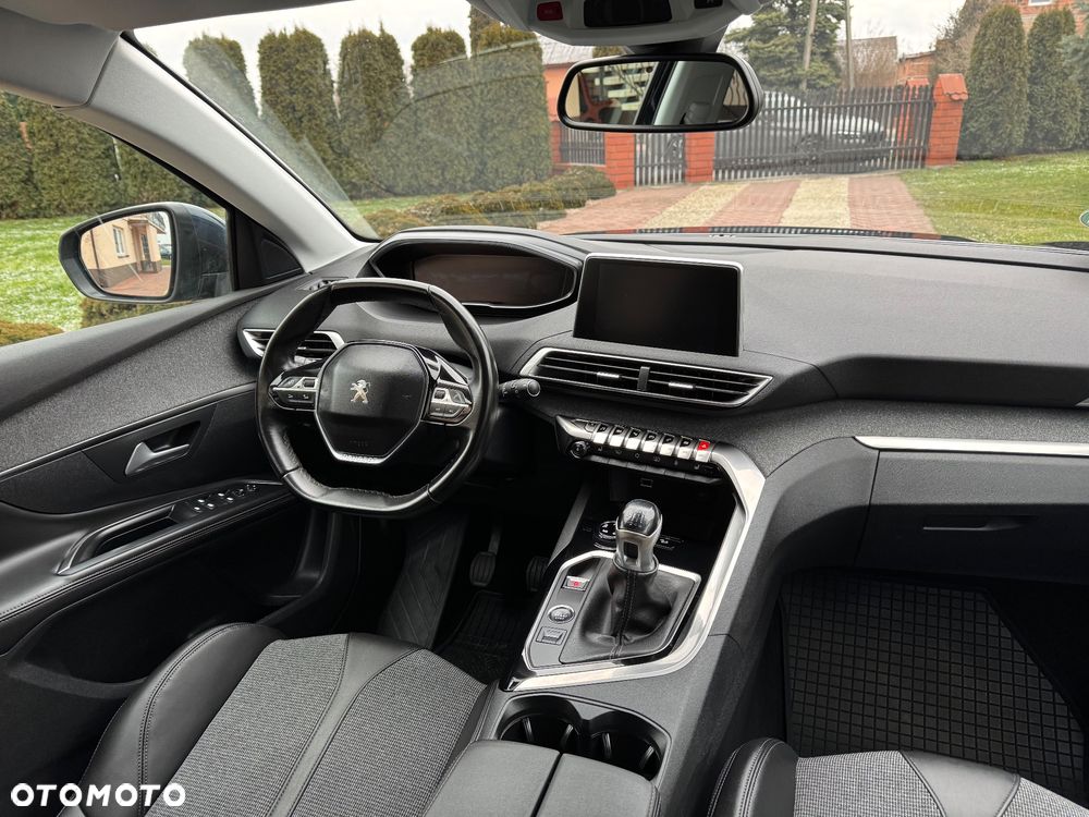 Peugeot 5008 BlueHDI 130 Allure Business-Paket - 16