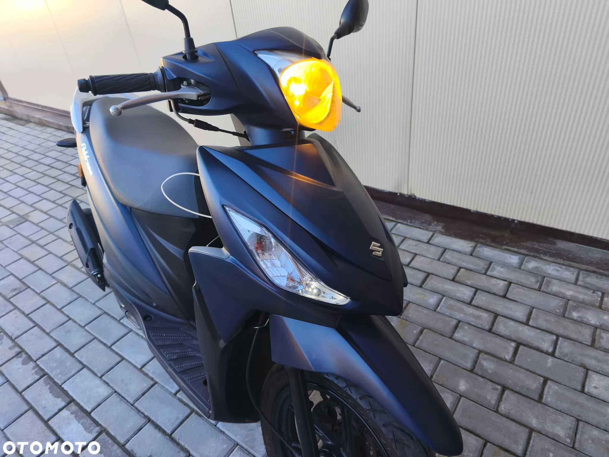 Suzuki Address - 8