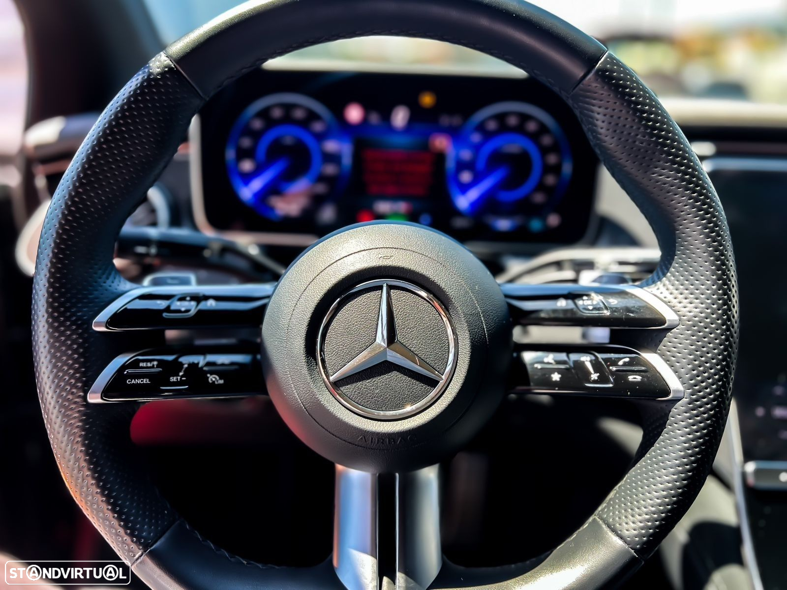 Mercedes-Benz EQE 300 Edition - 14