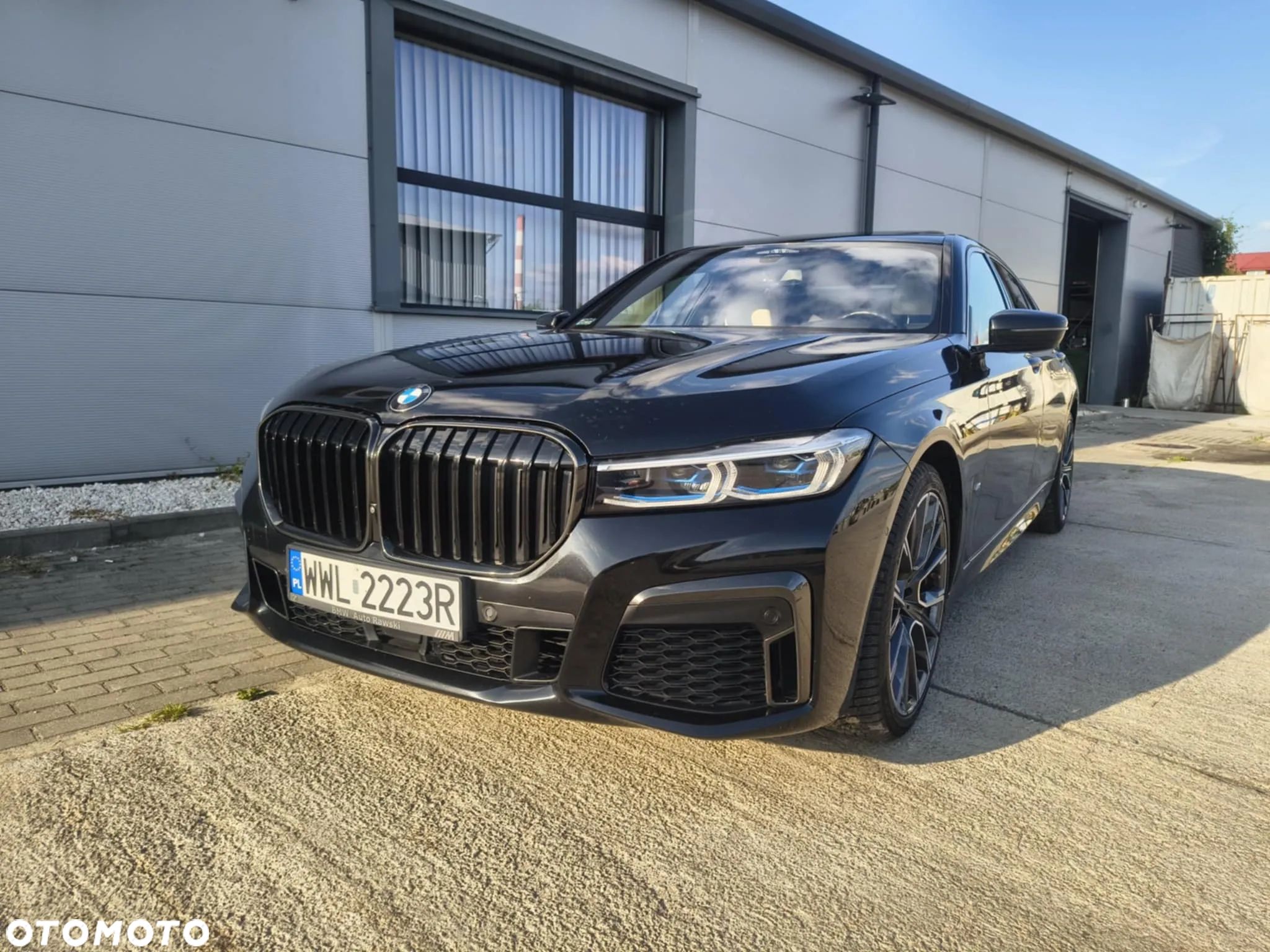 BMW Seria 7 750i xDrive sport - 1