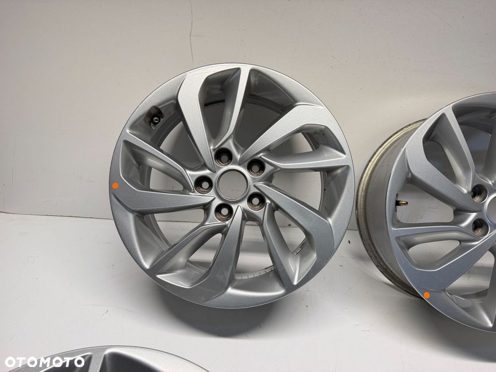 FELGI ALUMINIOWE 17 CALI HYUNDAI TUCSON II 7JX17 ET51 52910-D7280 - 4