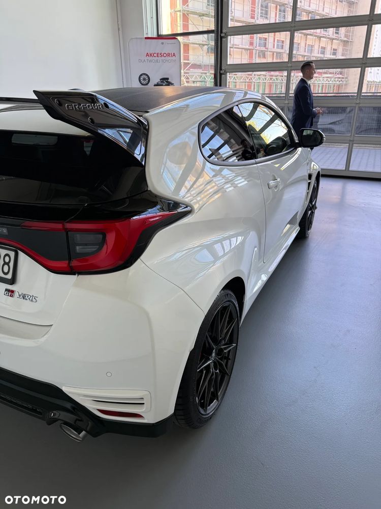 Toyota GR Yaris - 4