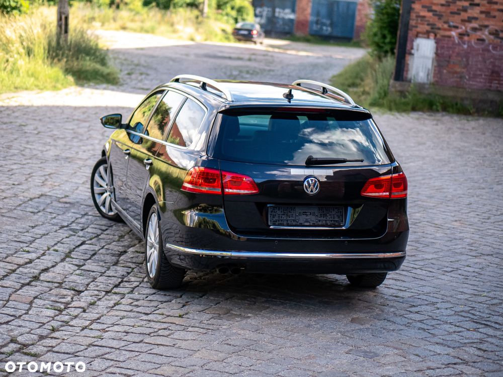 Volkswagen Passat 2.0 TDI Comfortline DSG - 18