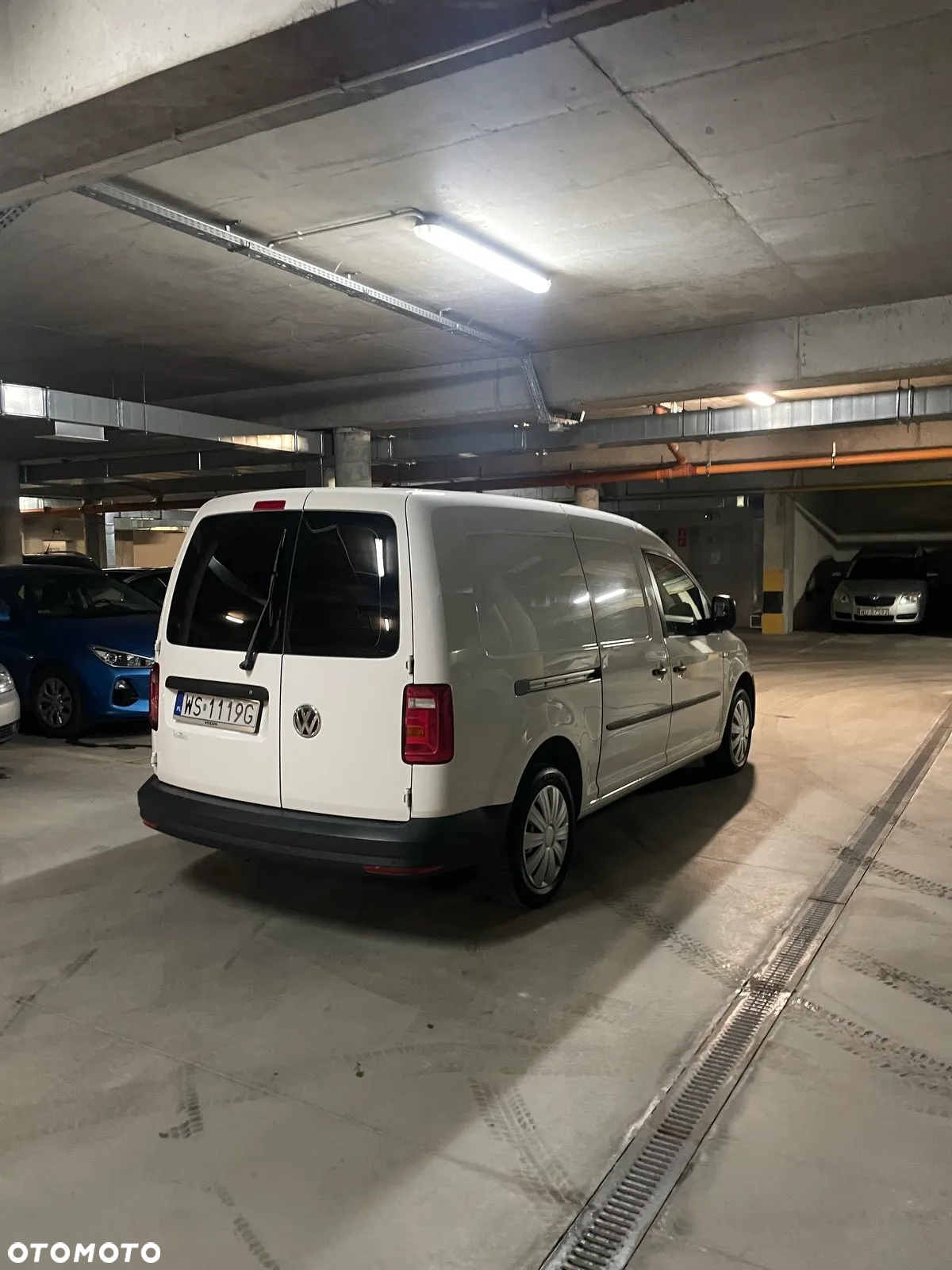 Volkswagen CADDY MAXI - 11