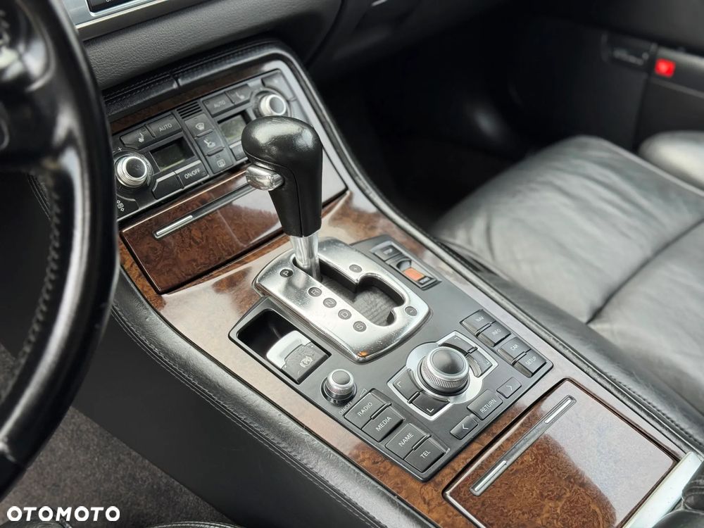 Audi A8 4.2 Quattro Langversion - 20