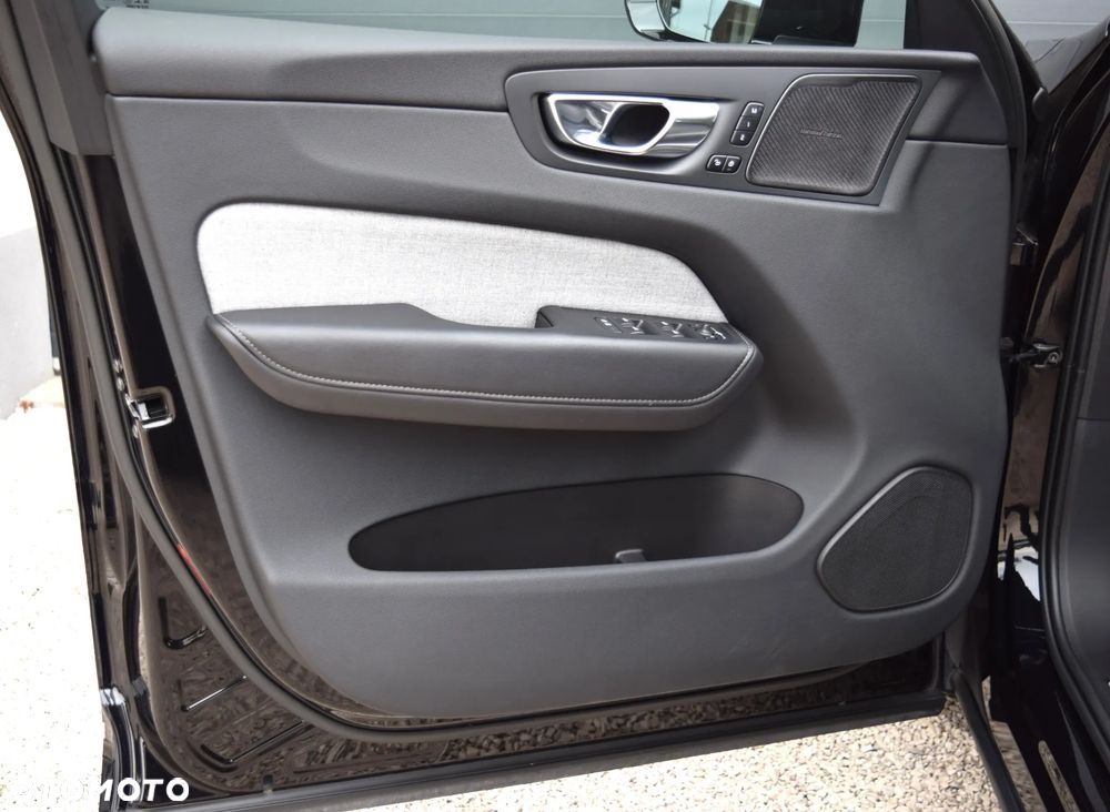 Volvo XC 60 B5 D AWD Geartronic Inscription - 17