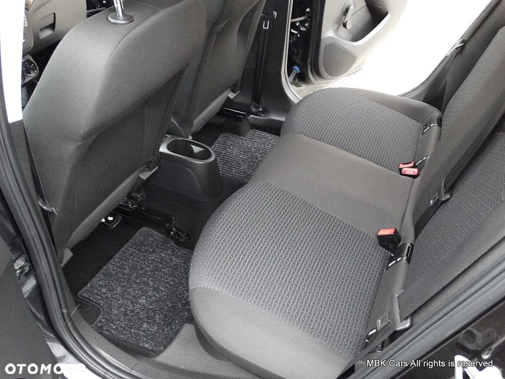 Opel Corsa 1.4 drive - 27