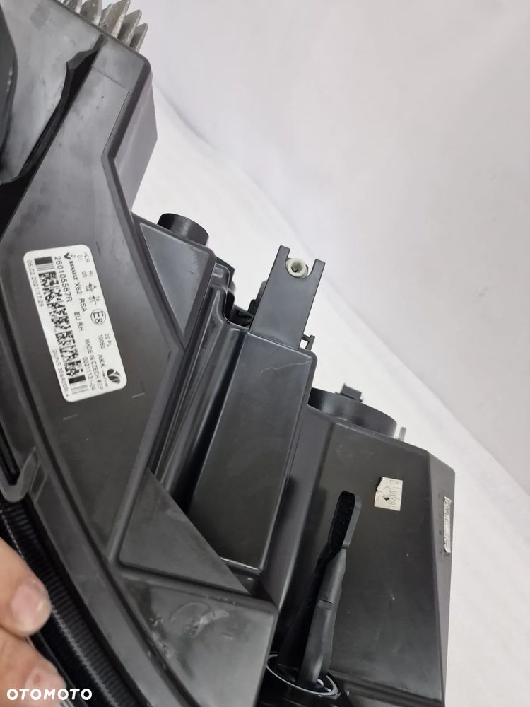 RENAULT MASTER IV 4 19- PRAWA LAMPA PRZEDNIA PRZÓD FULL LED , NR 260105567R , NR AUKCJI LA139 - 10