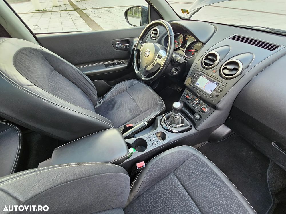 Nissan Qashqai 1.6 DCI TEKNA - 33