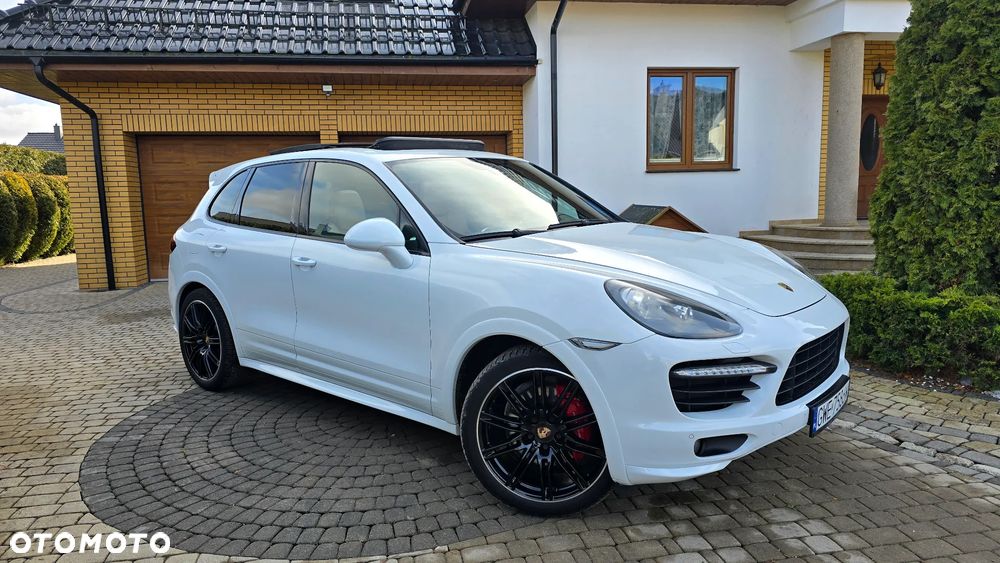 Porsche Cayenne - 13