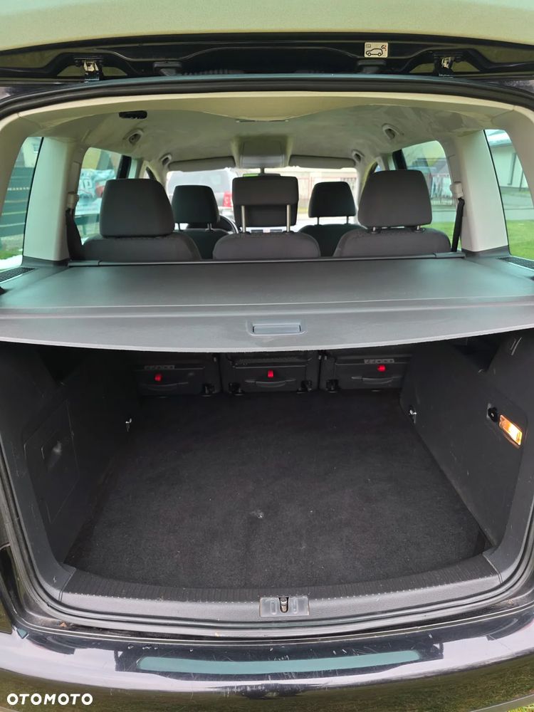 Volkswagen Touran 1.6 Freestyle - 27