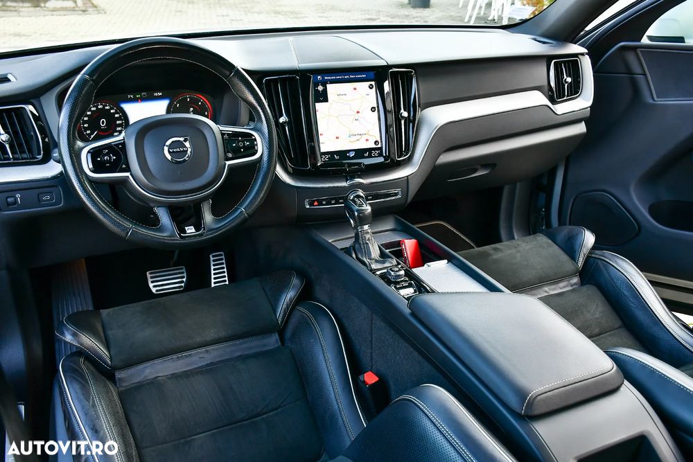 Volvo XC 60 D4 AWD R-Design - 34