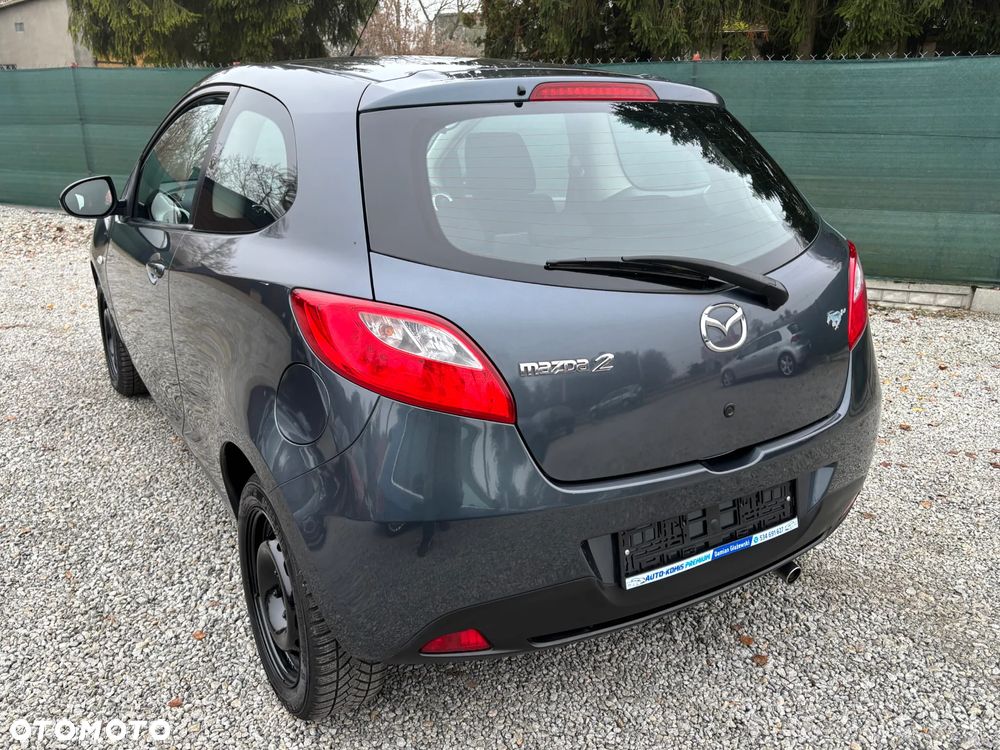 Mazda 2 - 5