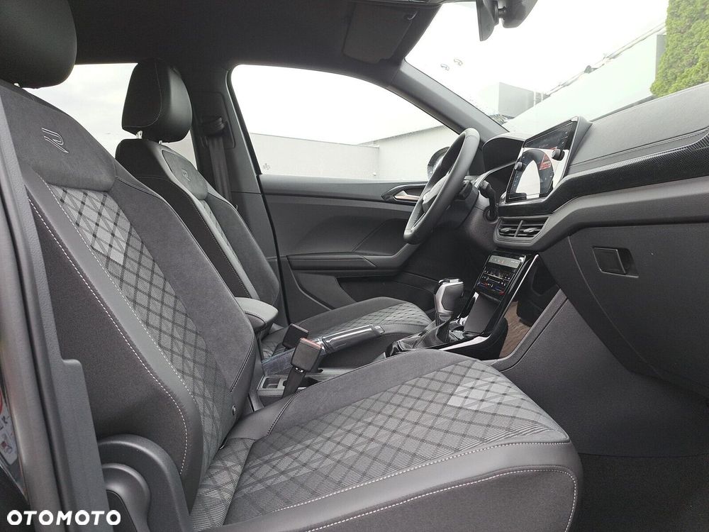 Volkswagen T-Cross - 21