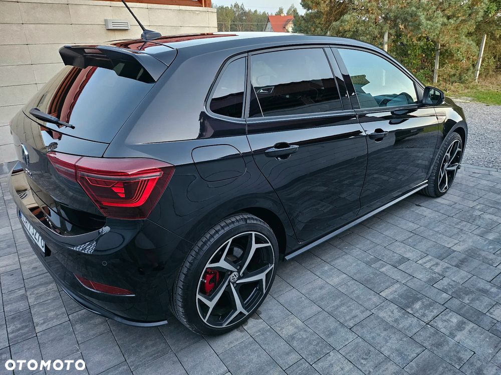 Volkswagen Polo - 4