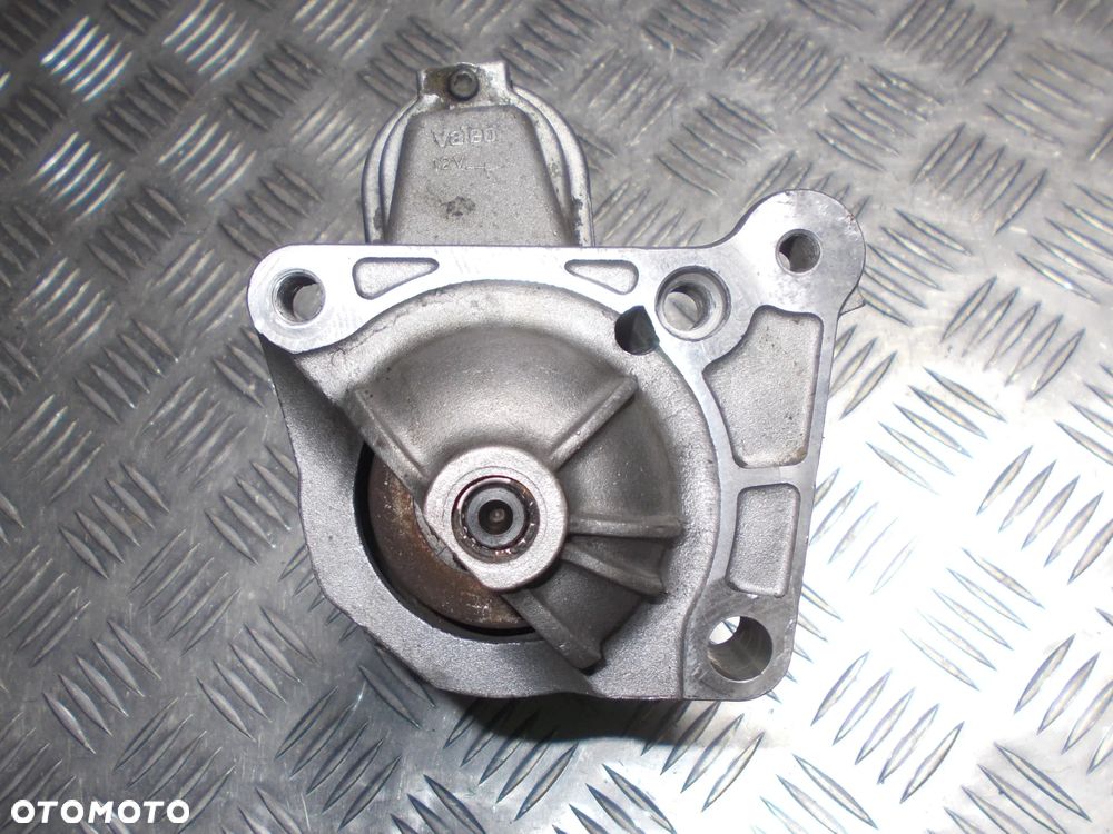 Interstar Primastar Movano A Vivaro A Master II Trafic II rozrusznik 1.9 2.5 DI DTI DCI - 1