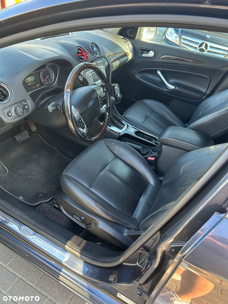 Ford Mondeo 2.0 TDCi Ghia X - 10