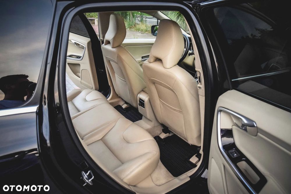 Volvo XC 60 D4 AWD Summum - 13