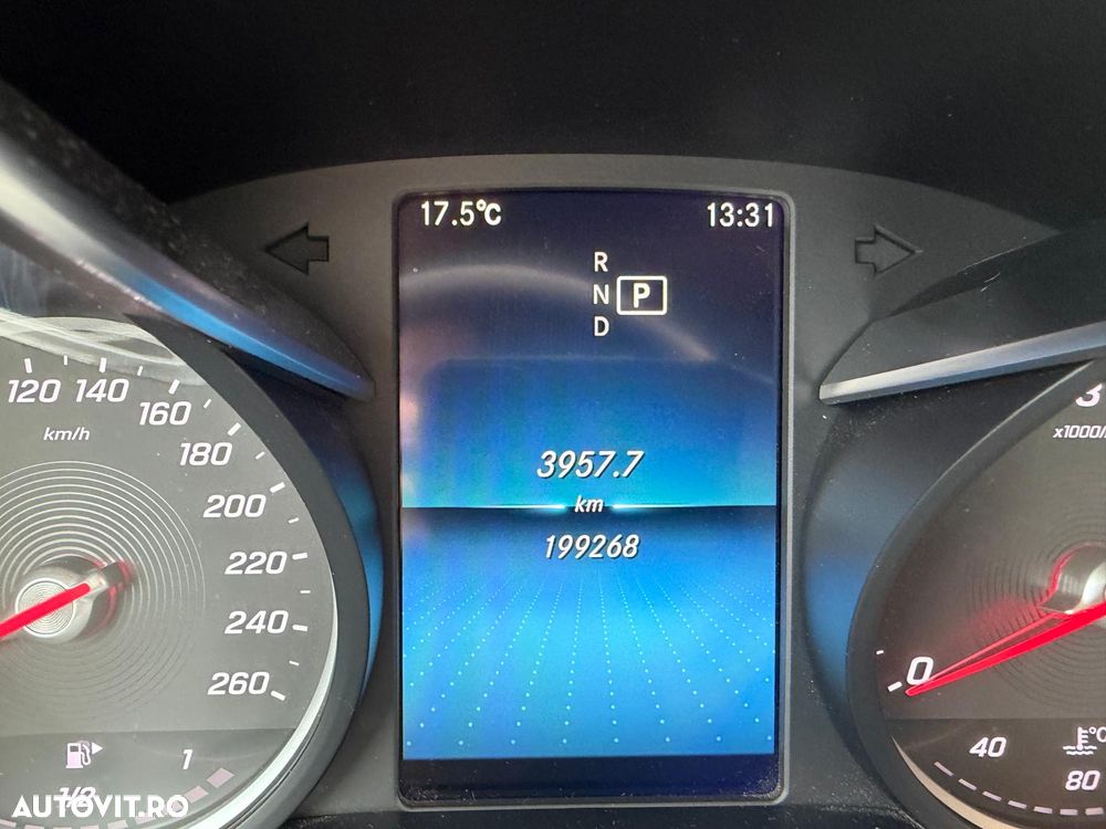 Mercedes-Benz C - 18