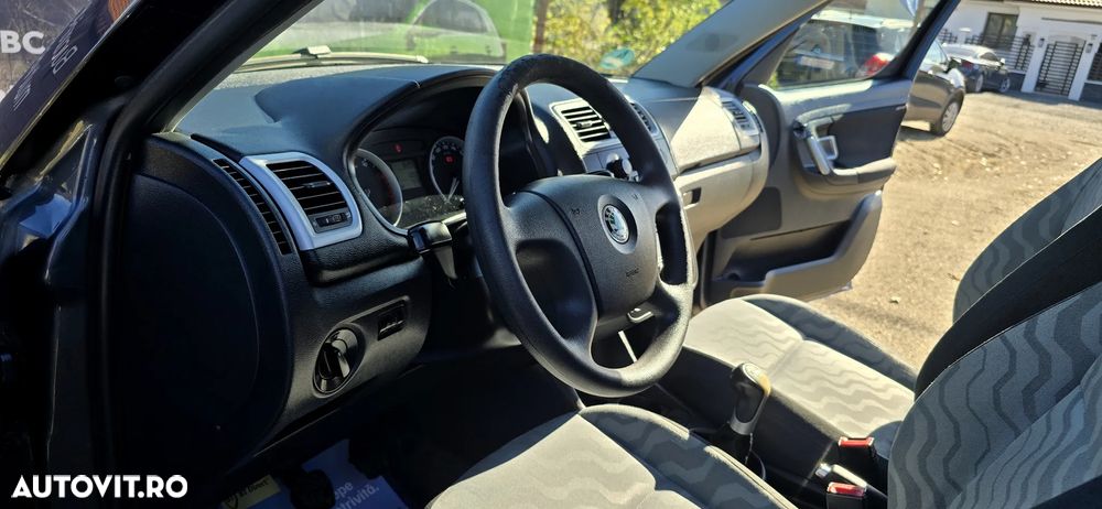 Skoda Roomster 1.4 Comfort - 9