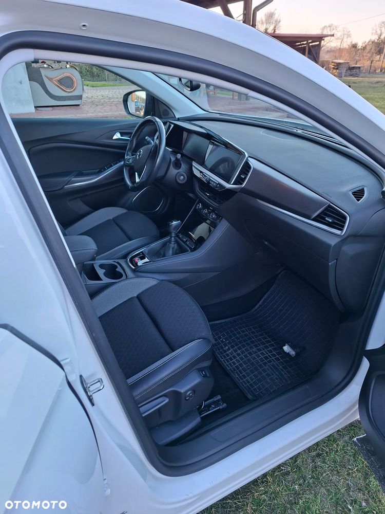Opel Grandland X 1.2 Start/Stop Elegance - 11