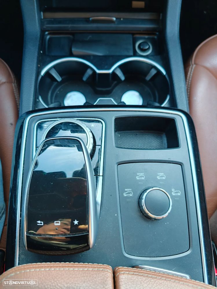 Mercedes-Benz GLE 350 d 4-Matic - 4