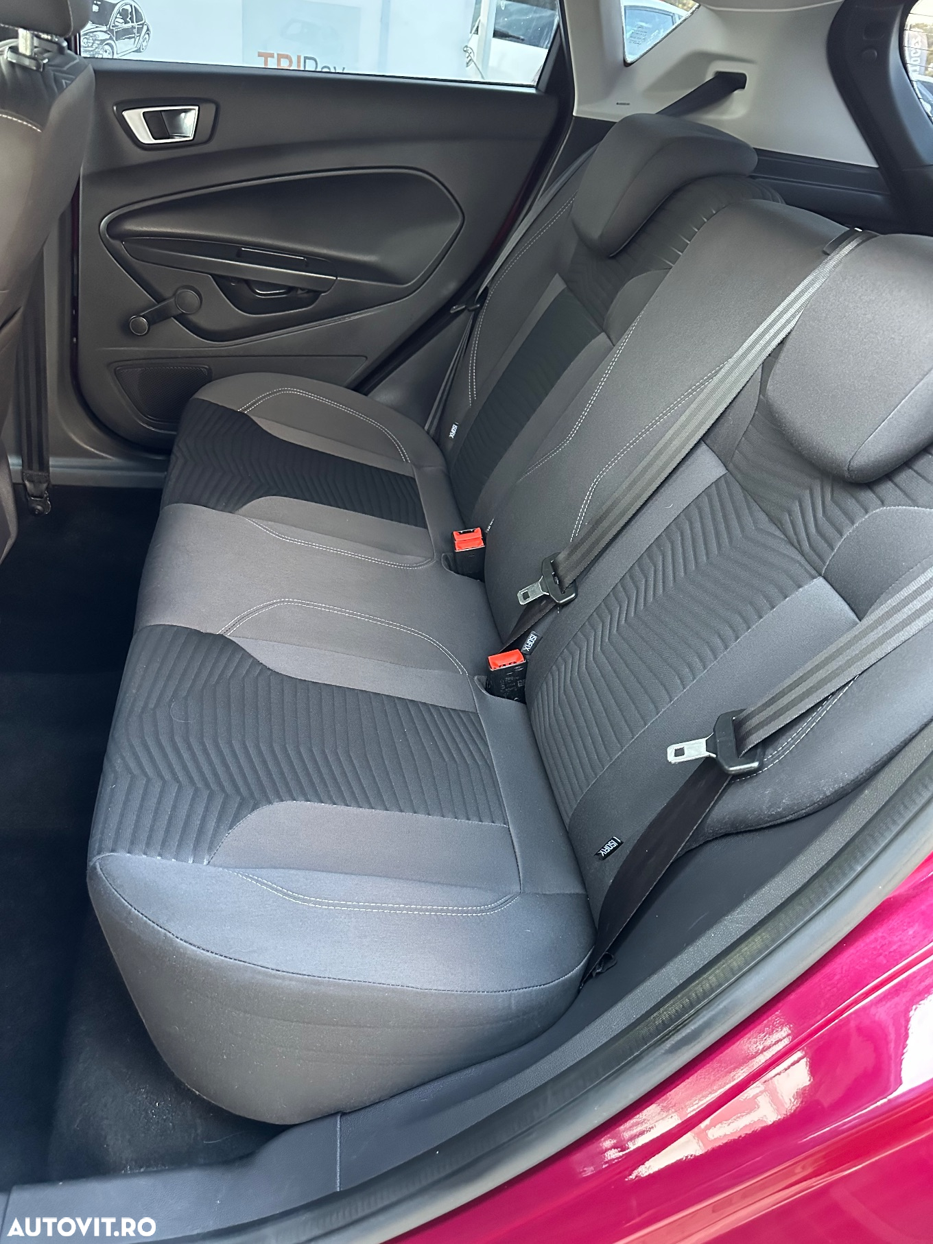 Ford Fiesta 1.6 Ti-VCT Aut. Titanium - 23