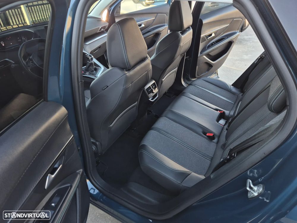 Peugeot 3008 1.5 BlueHDi Allure Pack - 52