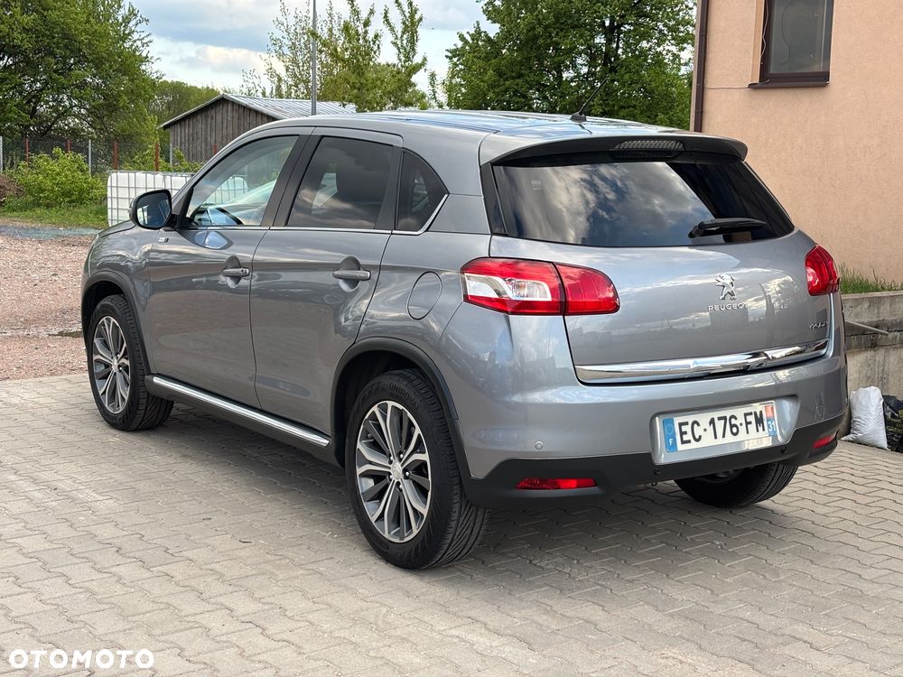 Peugeot 4008 - 9